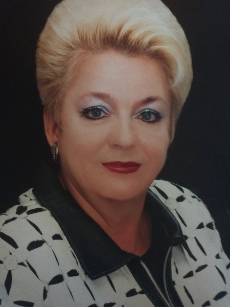 Larisa Larisa
