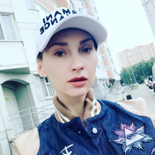 Anzhela Anzhela