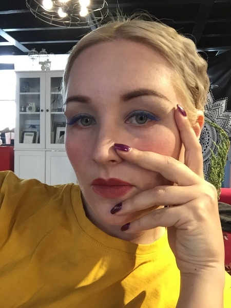 Anya Anya