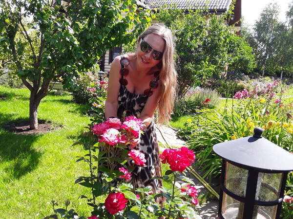 Elena KRASNOSHCHEKOV