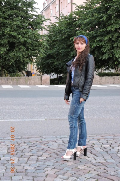 Elena