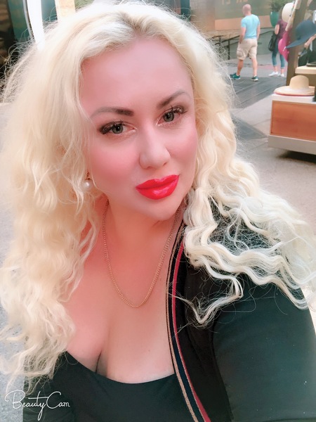 Lana Lana