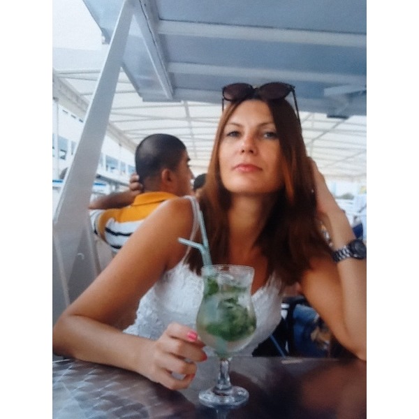 Natali Natali