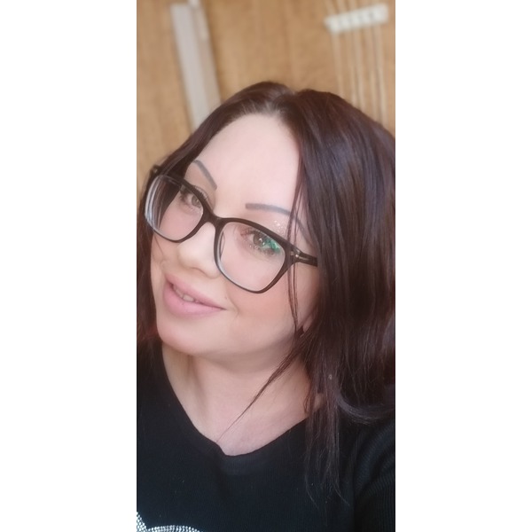 Natali Natali