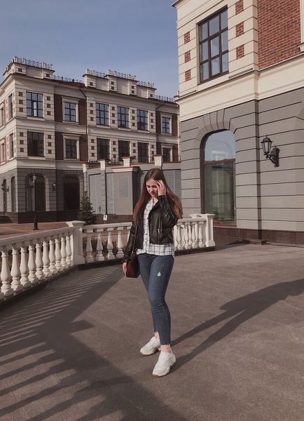 Veronika