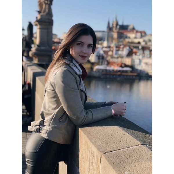 Veronika