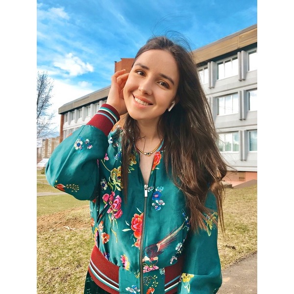 Alena Alena