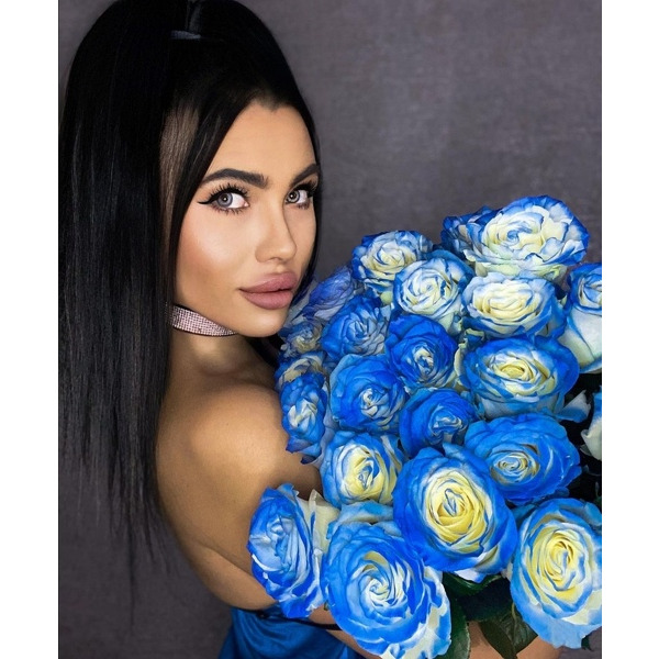 Ksenia Ksenia