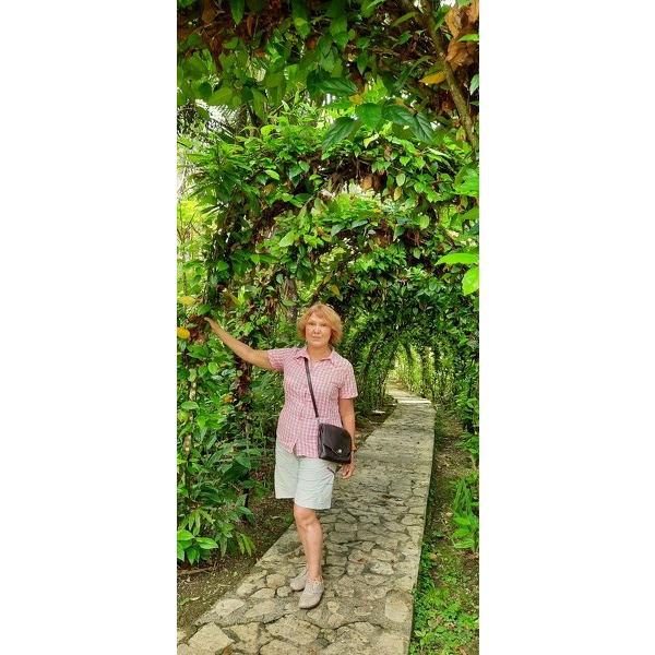 Larisa Vasilevna She Larisa Vasilevna She