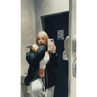 Stasia, Dubai (UAE), 28/165/42