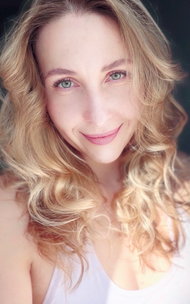 Anastasiya Dmitrieva Anastasiya Dmitrieva