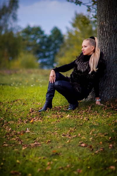 Natali Natali