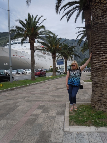Natali Natali